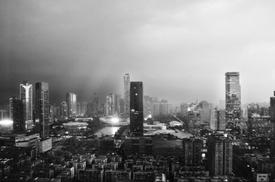 南方强降雨为何“轮番登场”？