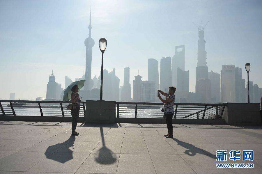 高温蓝色预警：中东部今日持续35℃以上