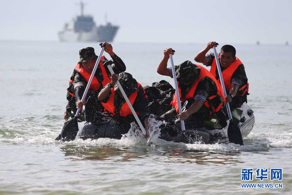 图片实录：全军特种兵海上比武精彩回顾