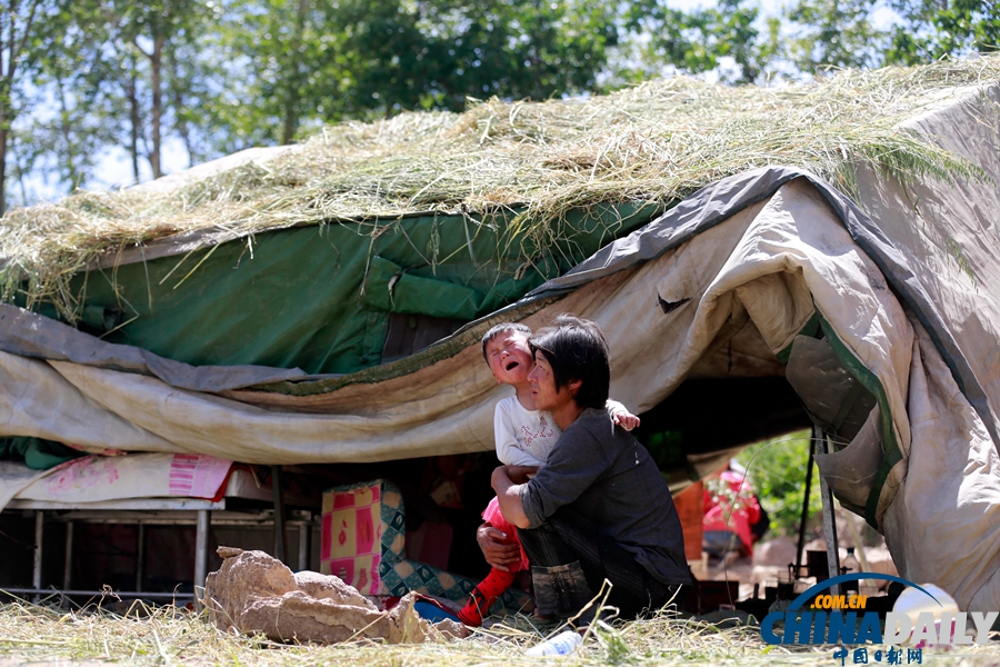 震区表情：甘肃定西6.6级地震灾后见闻