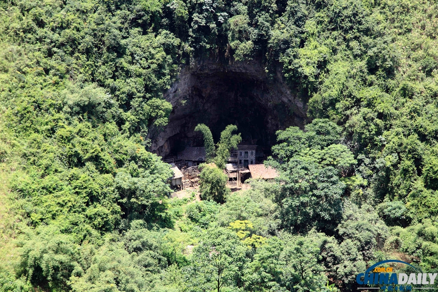 图片故事：探访“洞穴村庄”最后的村民