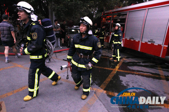 北京武警交通指挥部大楼空调爆炸引发火灾
