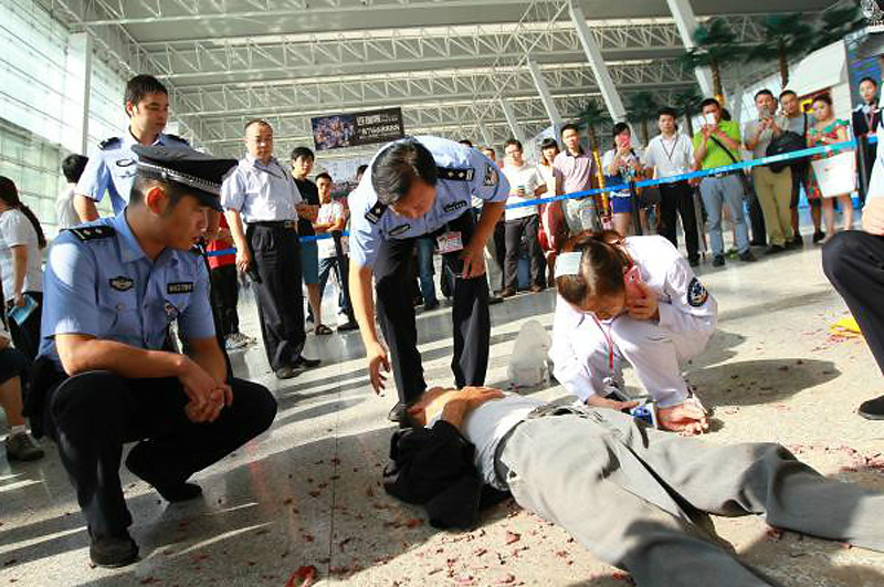 骗子群发短信请将钱汇到卡上 一下收到175万