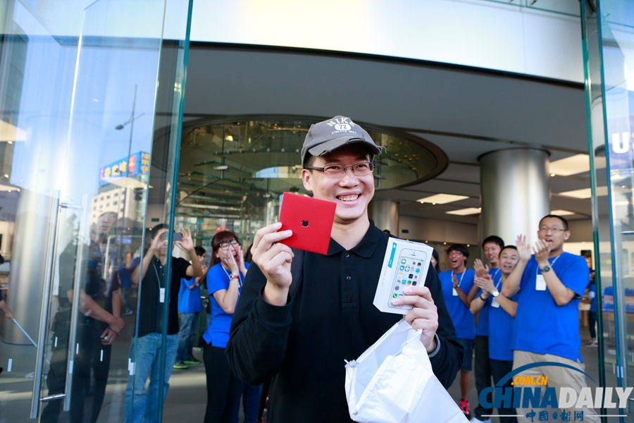 北京：苹果iPhone新机发售