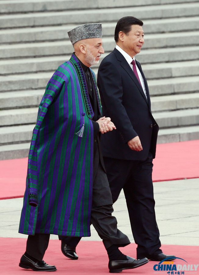 习近平欢迎阿富汗总统卡尔扎伊访华