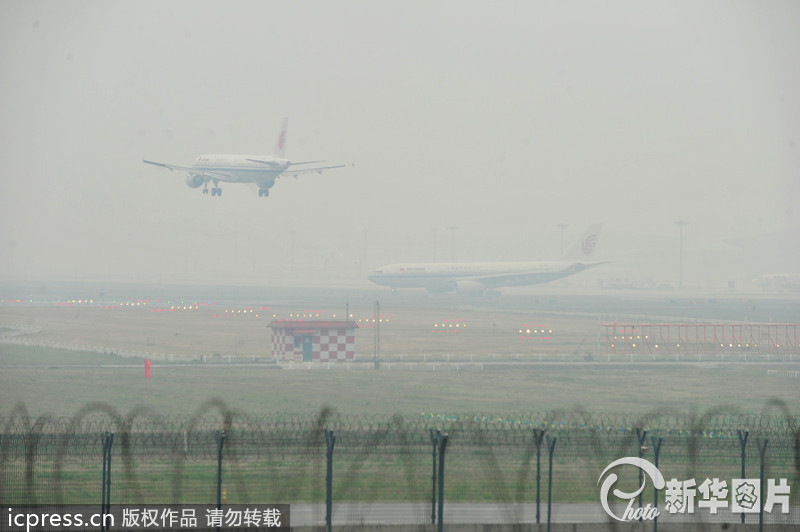 北京再现大范围雾霾天气 全城严重污染