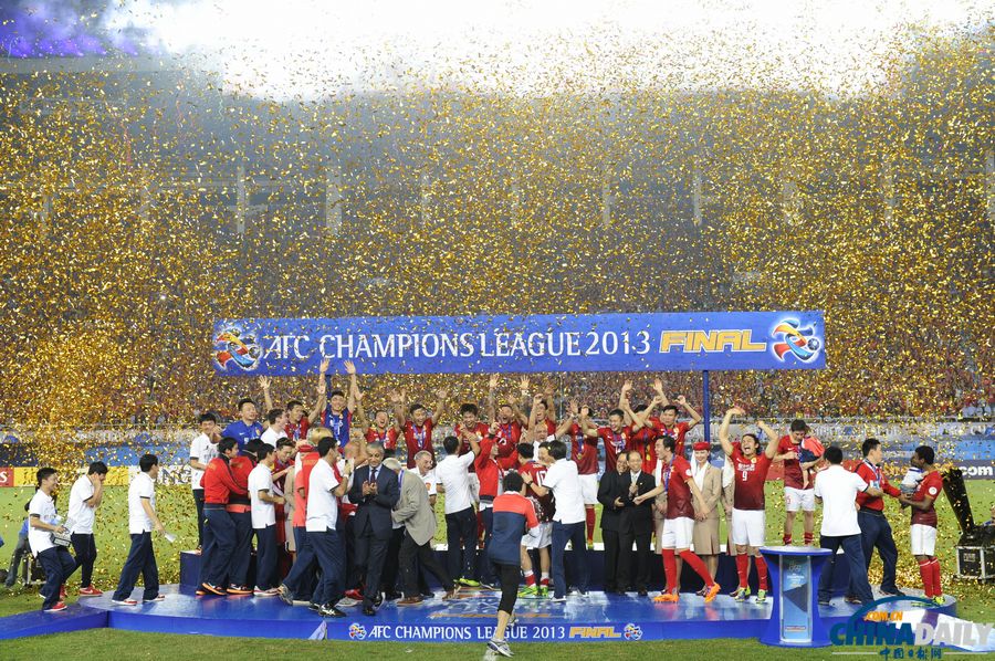 2013亚冠决赛:广州恒大创造历史 主场平首尔F