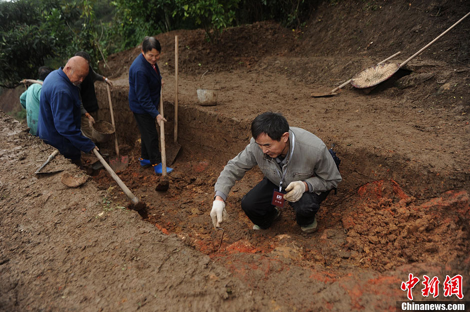 重庆铜梁县公路施工发现涂山窑系窑址遗迹