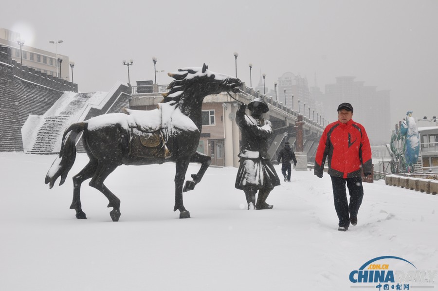 吉林气象台发布暴雪橙色预警