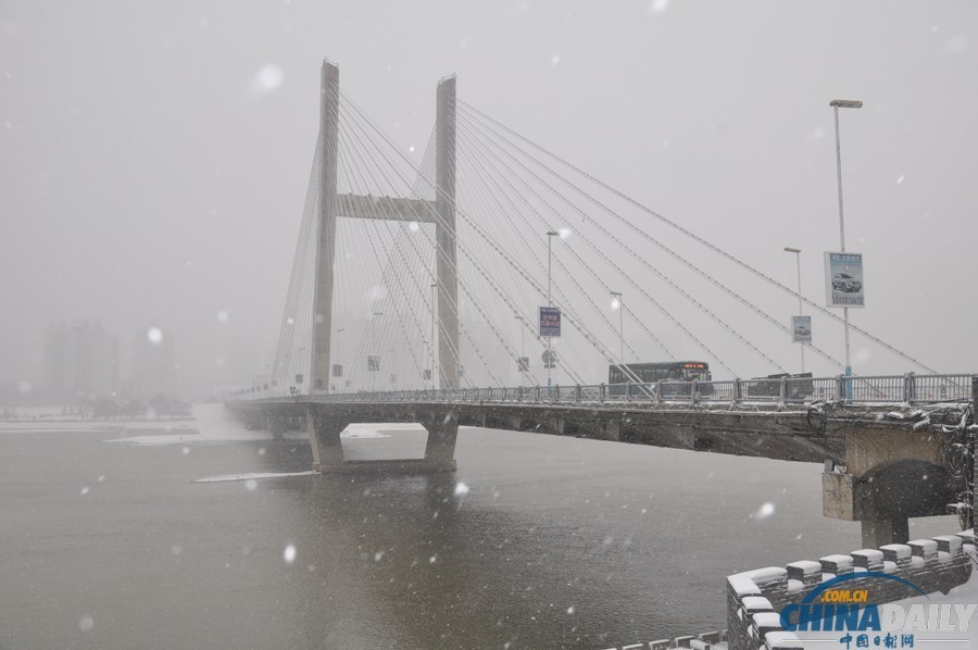 吉林气象台发布暴雪橙色预警
