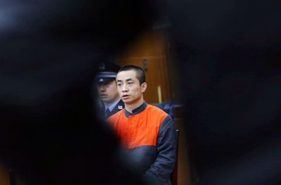 女友怀孕未生 男子网上发帖预约卖婴(图)