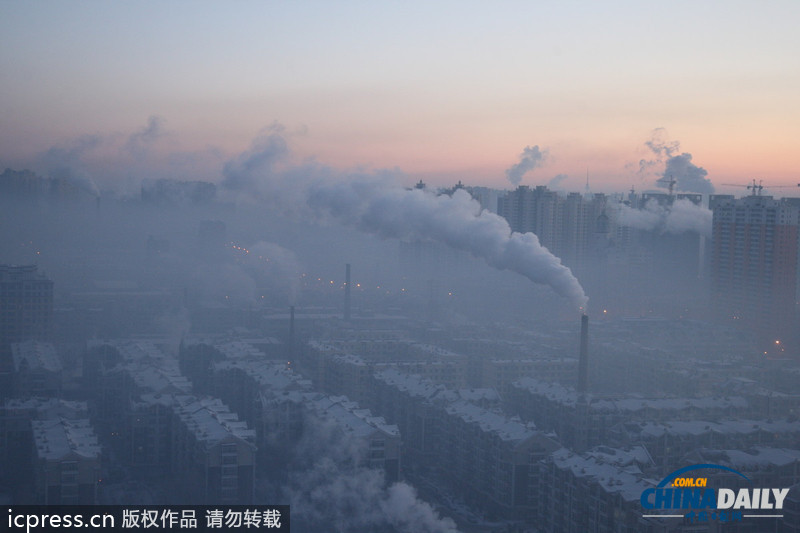 平安夜中国多地陷“霾伏”