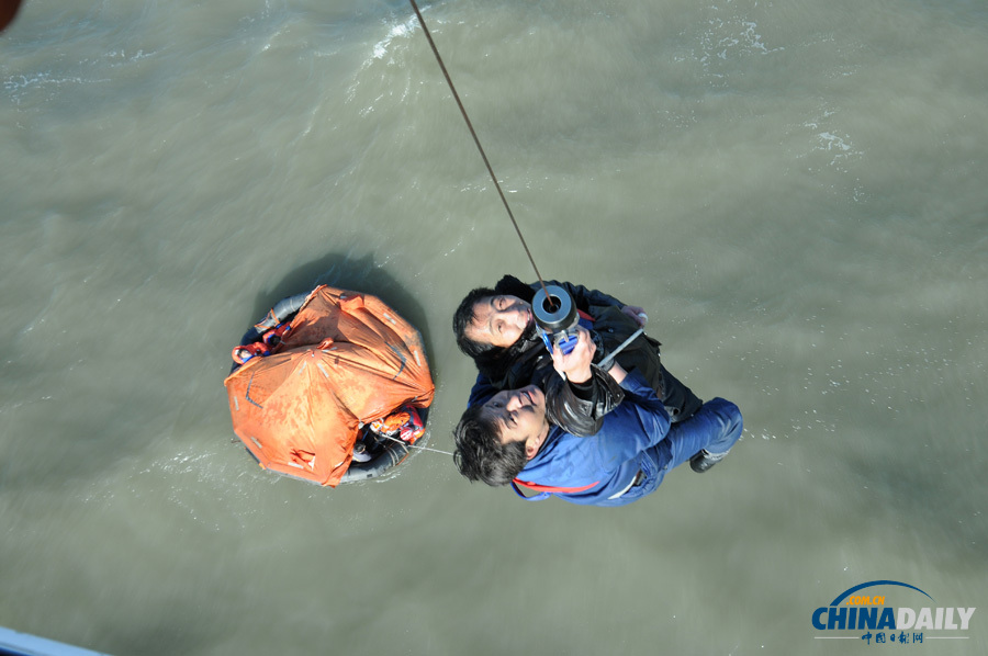 柬埔寨籍船旅顺附近海域搁浅 15名朝鲜籍船员获救