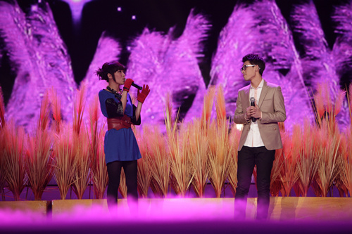 2014网络春晚定位“青春” 与传统春晚各有千秋