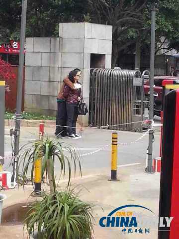 昆明市新闻中心人质劫持事件：人质被成功解救