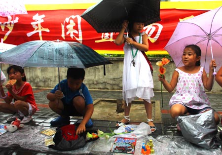 三里屯街道妇联举办青少年闲置物品交换
