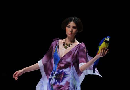 武学伟、武学凯“一起美丽”2011春夏系列在京发布