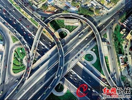 北京西直门桥被戏称为“第九奇迹”谁上谁迷糊