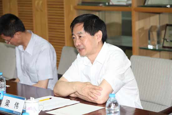 加强外资企业党的建设和群众工作 进一步创新社会管理