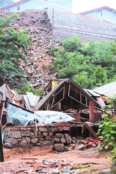 洪水泥石流突袭密云平谷连夜转移出6000人