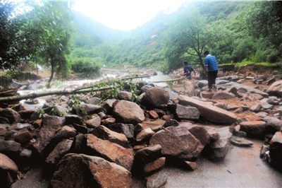洪水泥石流突袭密云平谷连夜转移出6000人