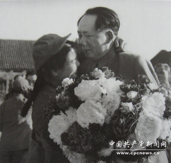 毛泽东专职摄影师吕厚民逝世 享年88岁