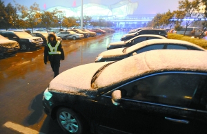 主城迎来今年首场大范围飘雪
