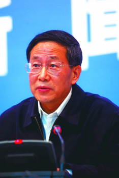 周慕冰任中国银监会副主席 曾任重庆市副市长
