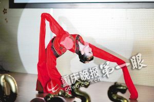 重庆大学最美女神出炉： 曾获重庆小姐冠军(图)