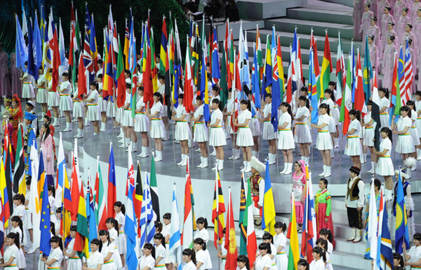 中国2010年上海世博会开幕式在上海举行
