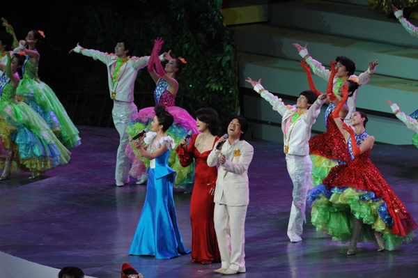 中国2010年上海世博会开幕式在上海举行