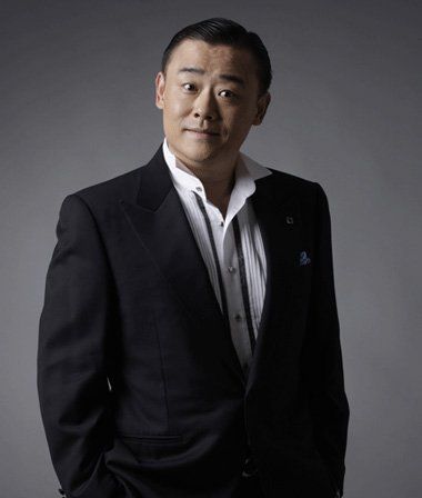 聚焦世博:更国际更狂妄 上海男人新长相