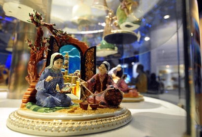 世博园工艺品展现各地风情
