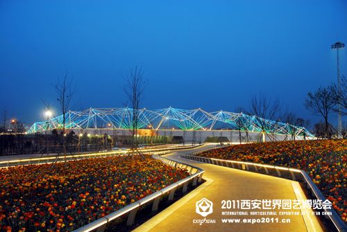 四大标建