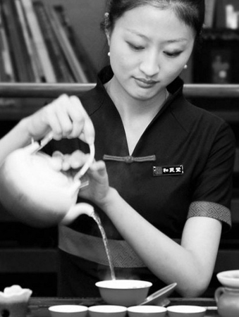 世博会厦门馆人员昨日集训 茶艺展示是亮点