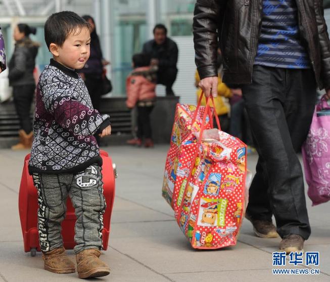 大年初二春运跌至“冰点” 候车旅客明显减少