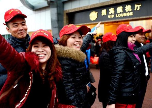 福州外来工包机返乡