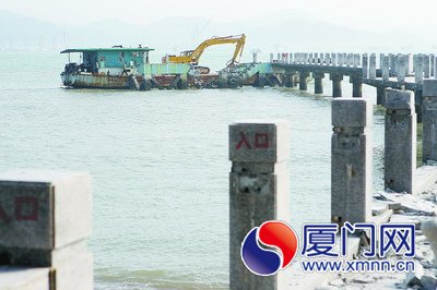 鼓浪别墅码头月底完成拆除 下月将进行沙滩修复