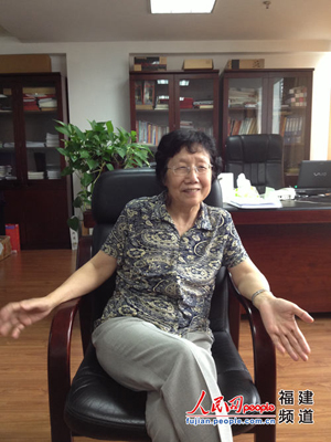 本网专访福建留学生同学会秘书长郑瑜:把留学生工作当做科研