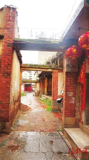 300年古厝深夜被强拆 部门称可能拆错
