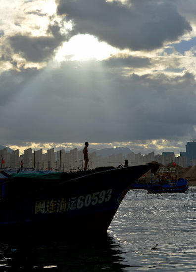 “麦德姆”将掀大范围强降雨 强度不及威马逊