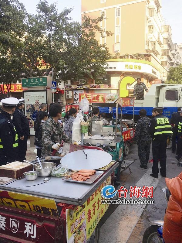 电动三轮车摆摊最高罚1550元 思明区昨天扣9部车