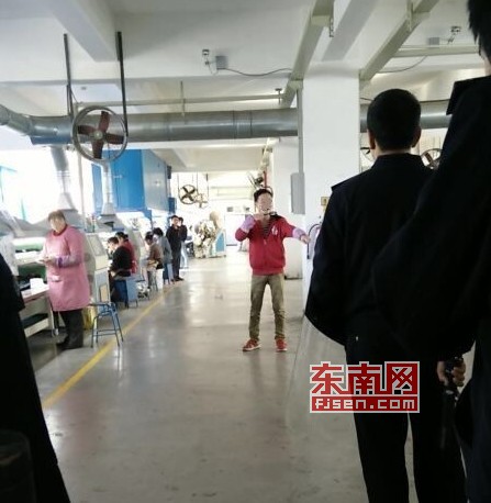 莆田：工作不顺家庭变故 贵州男子持剪刀欲自杀轻生