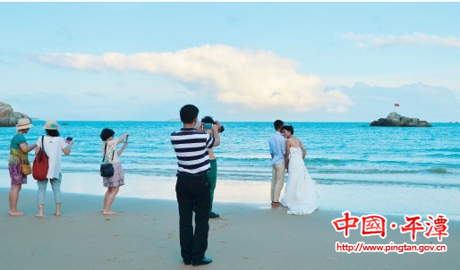 中国婚纱摄影网_中国数码婚纱摄影(3)