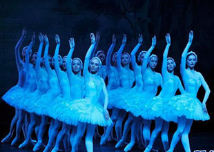 俄罗斯经典芭蕾《天鹅湖》广州上演
