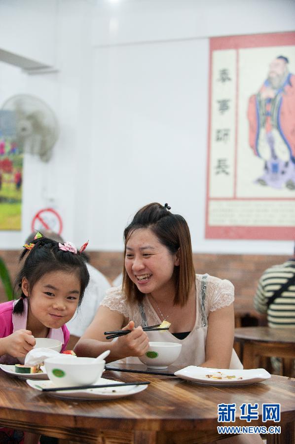 肇庆：自助素食餐厅 付款全靠自觉