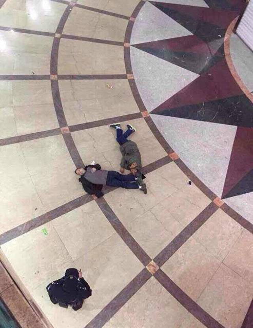 为公安部督b级逃犯 列广州公安扑克牌通缉令黑