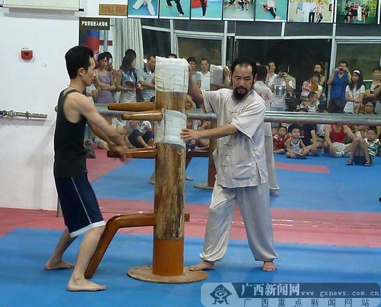 体验南宁豆友探访尚武武馆 咏春拳板凳拳虎虎