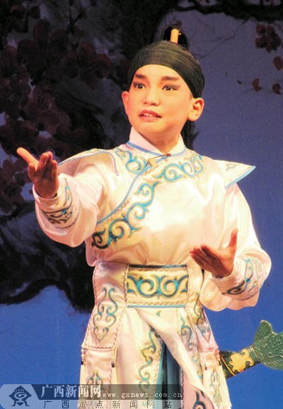 广西粤剧小演员彭浩以《潞安州》夺全国 金花