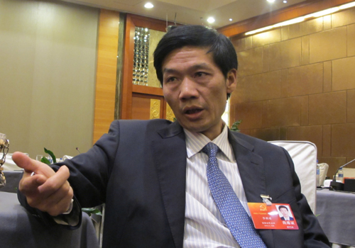 贵阳市长李再勇:“火车头”提速构筑贵州经济高地